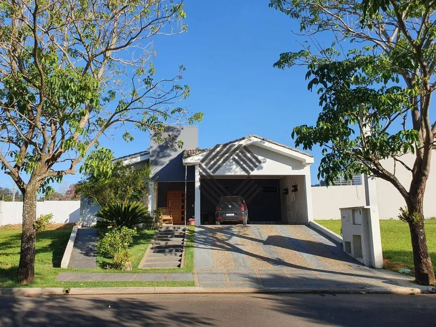 Foto 1 de Casa de Condomínio com 3 Quartos à venda, 308m² em Centro, Aracoiaba da Serra