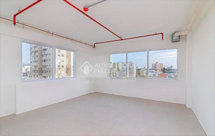 Foto 1 de Sala Comercial à venda, 38m² em Santana, Porto Alegre