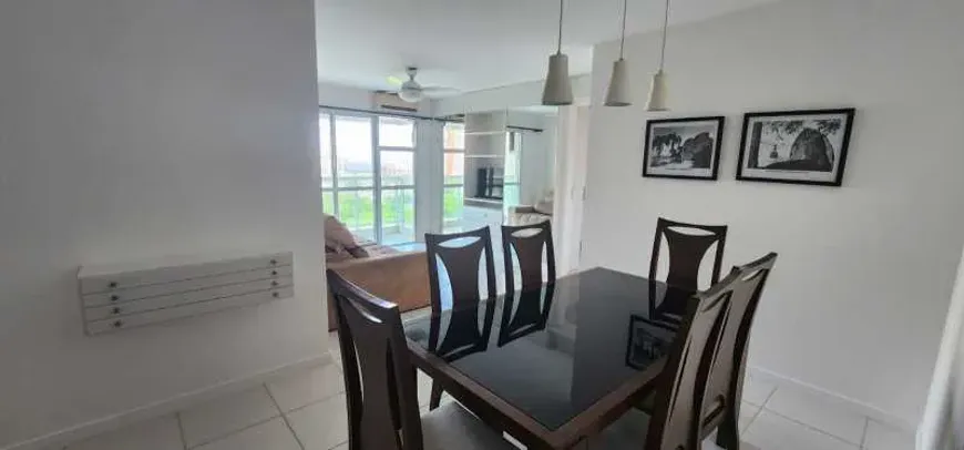 Foto 1 de Apartamento com 2 Quartos para alugar, 65m² em Barra da Tijuca, Rio de Janeiro