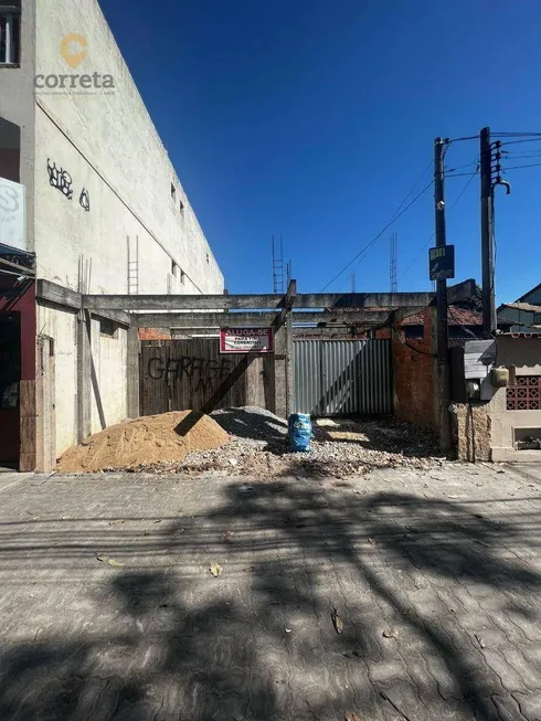 Foto 1 de Lote/Terreno à venda, 270m² em Costazul, Rio das Ostras