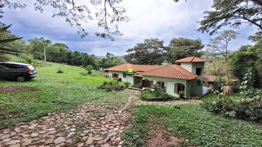 Foto 1 de Fazenda/Sítio com 3 Quartos à venda, 180m² em , Ouro Preto