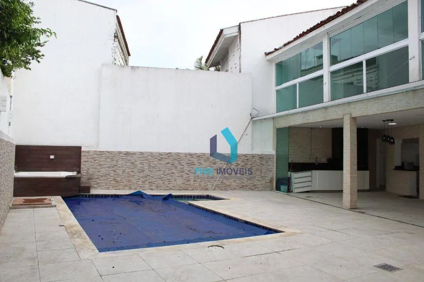 Foto 1 de Casa de Condomínio com 3 Quartos para venda ou aluguel, 300m² em Jardim Campo Grande, São Paulo