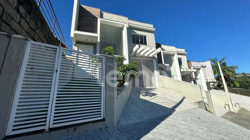 Foto 1 de Sobrado com 3 Quartos à venda, 154m² em Escola Agrícola, Blumenau