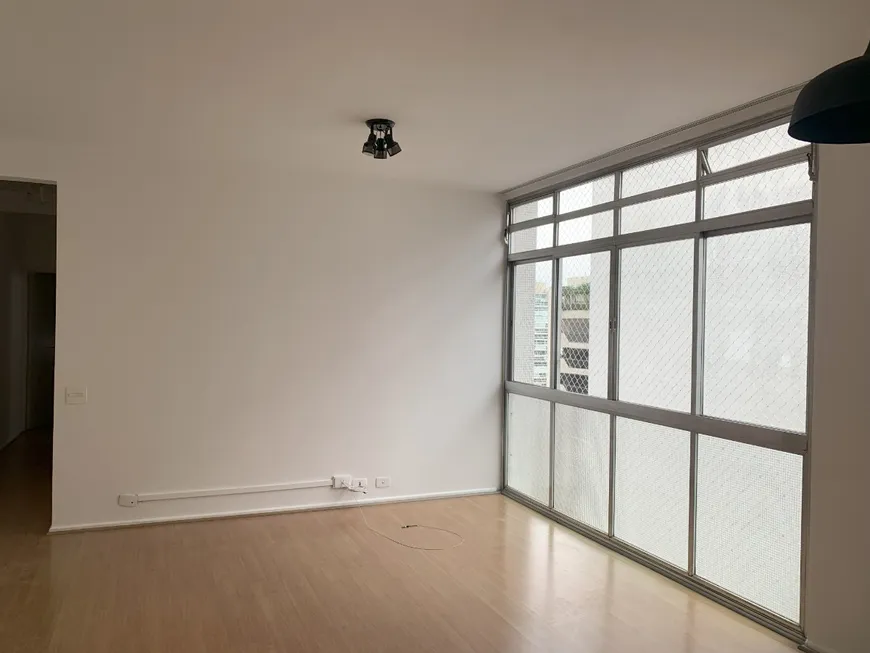 Foto 1 de Apartamento com 2 Quartos para alugar, 77m² em Santa Cecília, São Paulo