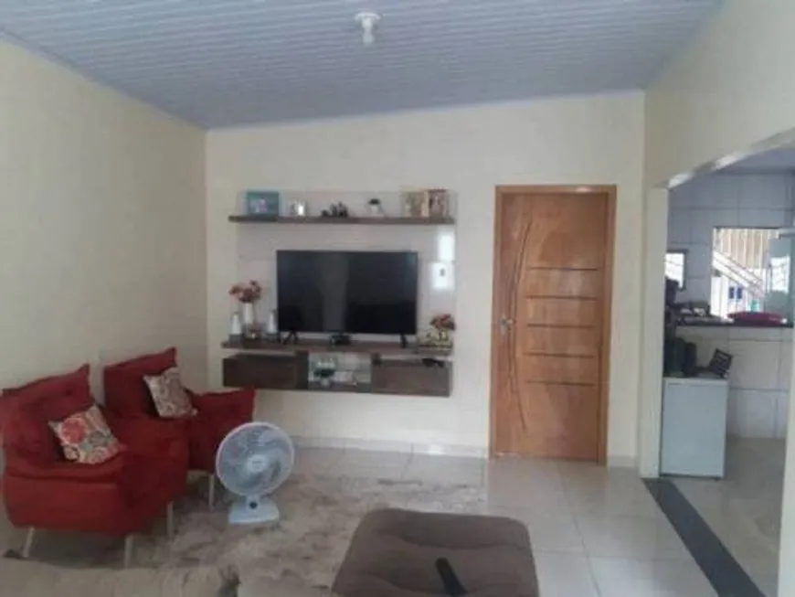 Foto 1 de Casa com 2 Quartos à venda, 81m² em Cajazeiras V, Salvador