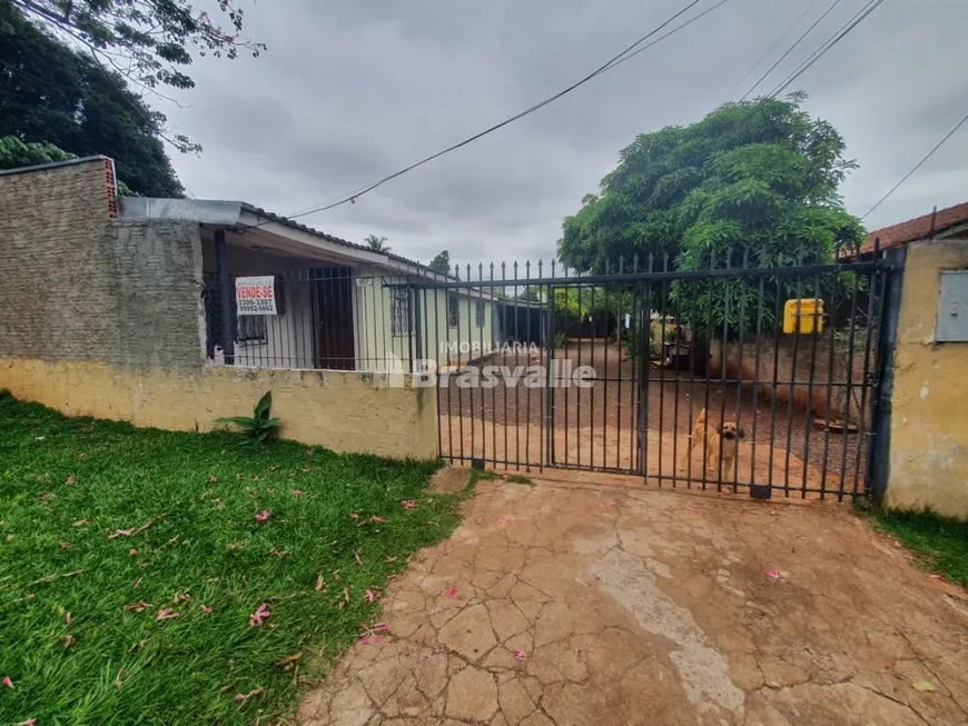 Foto 1 de Lote/Terreno à venda, 420m² em Cancelli, Cascavel