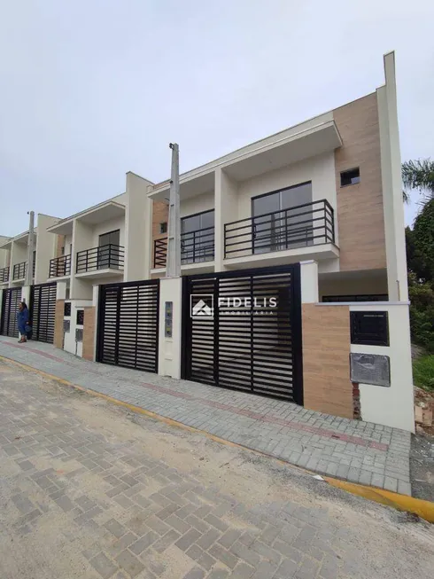 Foto 1 de Casa de Condomínio com 3 Quartos à venda, 112m² em Itacolomi, Balneário Piçarras