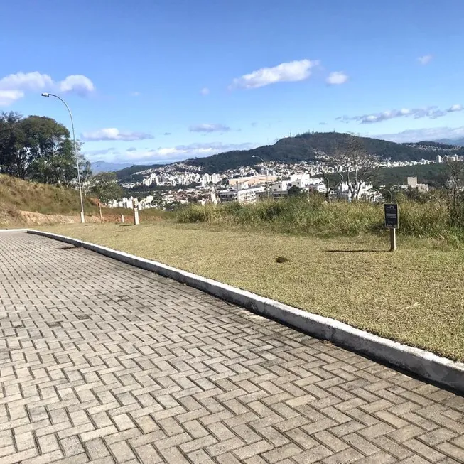 Foto 1 de Lote/Terreno à venda, 450m² em Itacorubi, Florianópolis