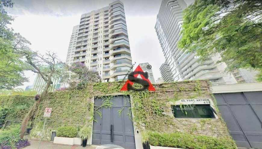 Foto 1 de Apartamento com 3 Quartos para venda ou aluguel, 220m² em Itaim Bibi, São Paulo