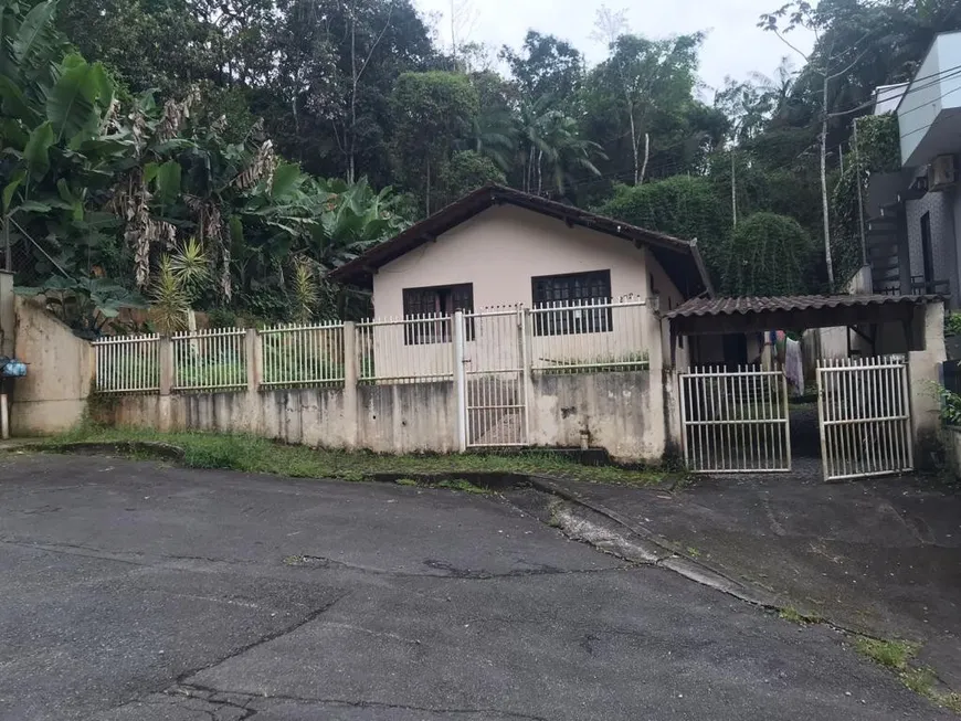 Foto 1 de Casa com 3 Quartos à venda, 120m² em Iririú, Joinville