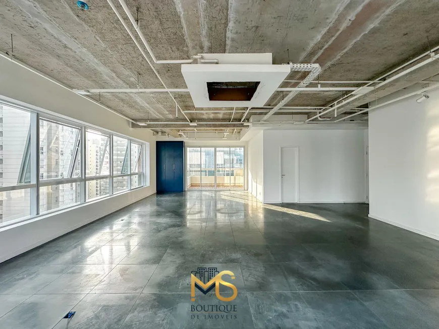 Foto 1 de Sala Comercial para alugar, 131m² em Moema, São Paulo