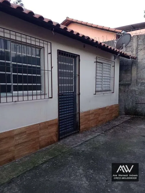 Foto 1 de Casa com 2 Quartos à venda, 70m² em Monte Castelo, Juiz de Fora