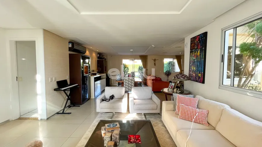 Foto 1 de Casa de Condomínio com 3 Quartos à venda, 215m² em Coité, Eusébio