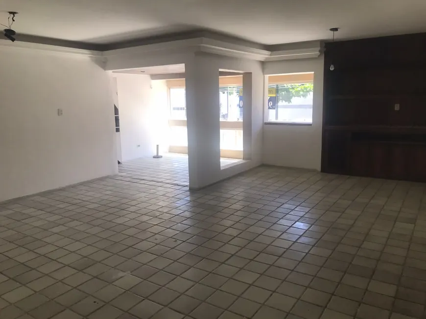 Foto 1 de Apartamento com 4 Quartos à venda, 166m² em Boa Viagem, Recife