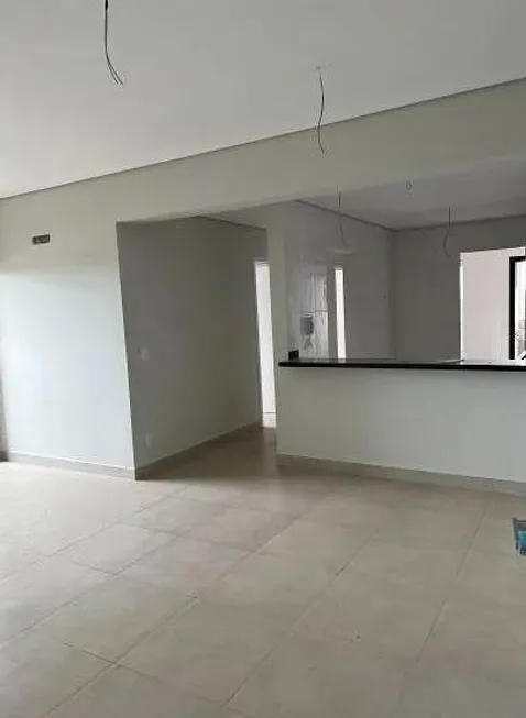 Foto 1 de Apartamento com 2 Quartos à venda, 85m² em Santa Maria, Uberaba