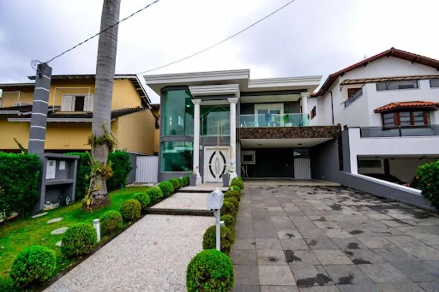 Foto 1 de Casa de Condomínio com 4 Quartos à venda, 450m² em Alphaville, Santana de Parnaíba