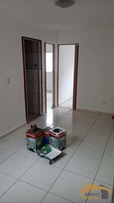 Foto 1 de Apartamento com 2 Quartos à venda, 34m² em Conjunto Habitacional Presidente Castelo Branco, Carapicuíba