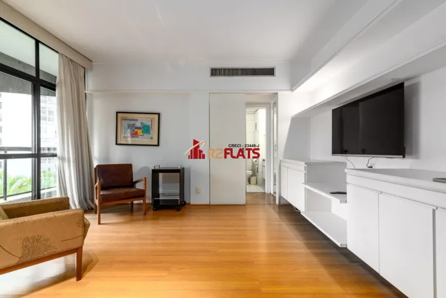 Foto 1 de Flat com 1 Quarto para alugar, 63m² em Jardim Europa, São Paulo