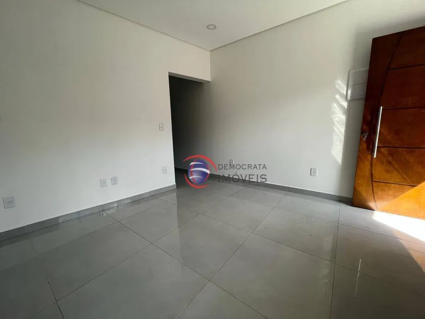 Foto 1 de Sobrado com 2 Quartos à venda, 80m² em Vila Curuçá, Santo André