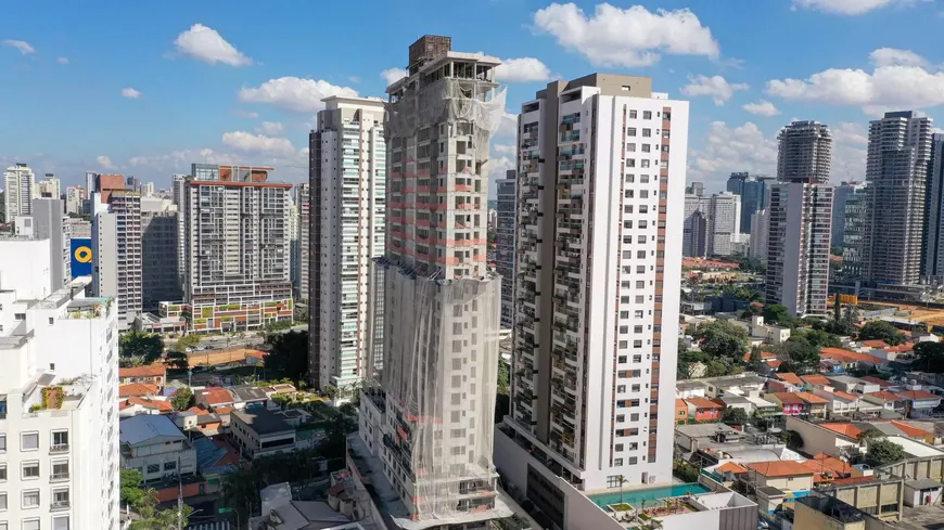 Foto 1 de Apartamento com 3 Quartos à venda, 71m² em Jardim das Acacias, São Paulo