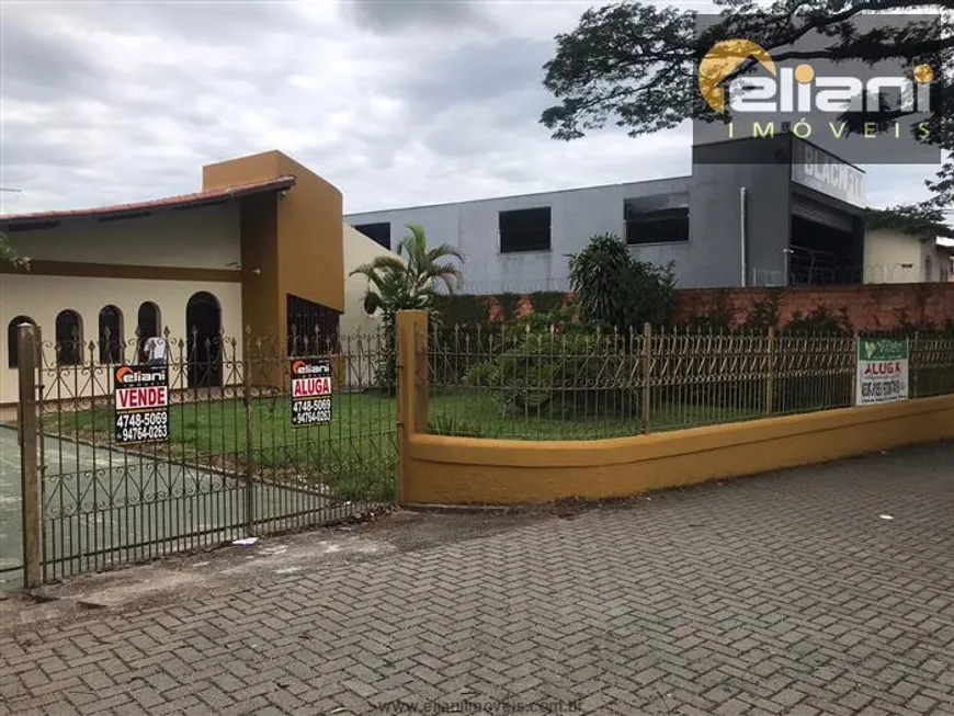 Foto 1 de Casa com 4 Quartos para alugar, 1000m² em Vila São João, Poá