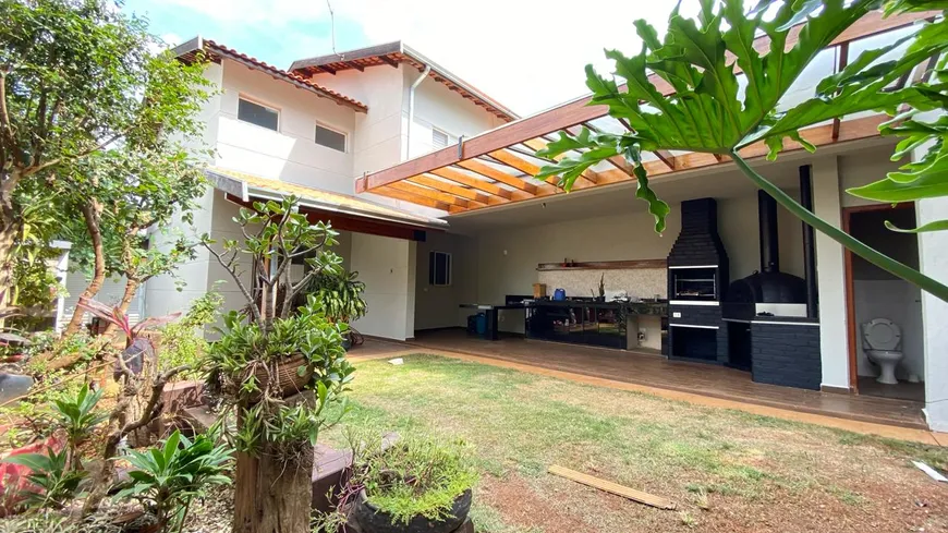 Foto 1 de Casa de Condomínio com 3 Quartos à venda, 200m² em Loteamento São Francisco, Piracicaba
