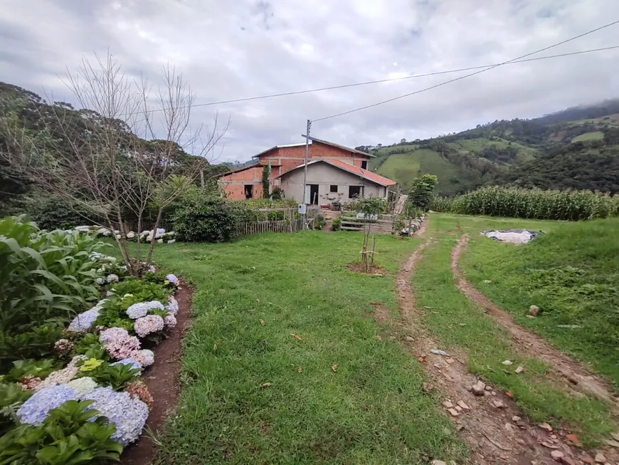 Foto 1 de Fazenda/Sítio à venda, 7000m² em Zona Rural, Delfim Moreira