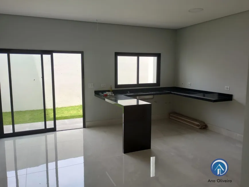 Foto 1 de Sobrado com 3 Quartos à venda, 171m² em Residencial Santa Paula, Jacareí