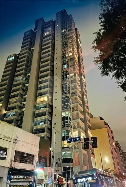 Foto 1 de Apartamento com 2 Quartos à venda, 64m² em Bela Vista, São Paulo