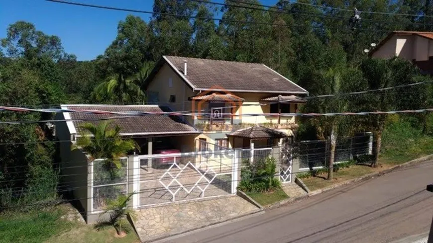 Foto 1 de Casa de Condomínio com 3 Quartos à venda, 300m² em Moinho, Campo Limpo Paulista