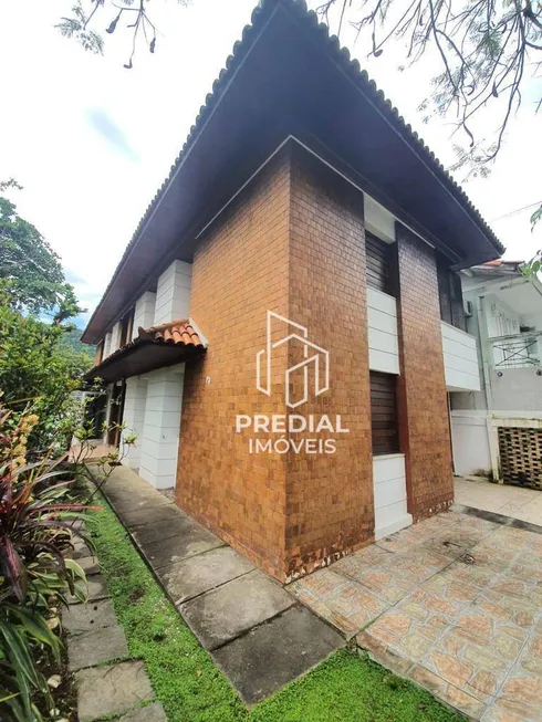 Foto 1 de Casa com 4 Quartos à venda, 249m² em São Francisco, Niterói