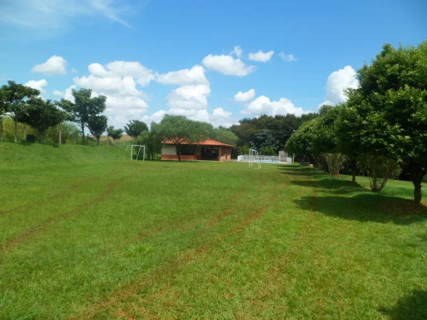 Foto 1 de Fazenda/Sítio com 2 Quartos à venda, 200m² em CARDEAL, Elias Fausto