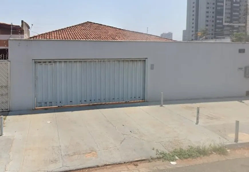 Foto 1 de Casa com 4 Quartos à venda, 230m² em Jardim América, Goiânia