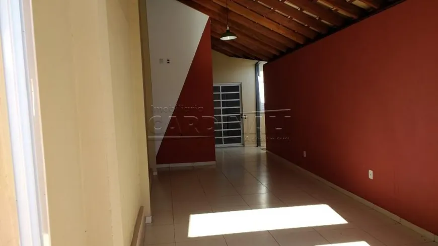 Foto 1 de Casa com 3 Quartos para alugar, 60m² em Vila Biagioni Vila Xavier, Araraquara