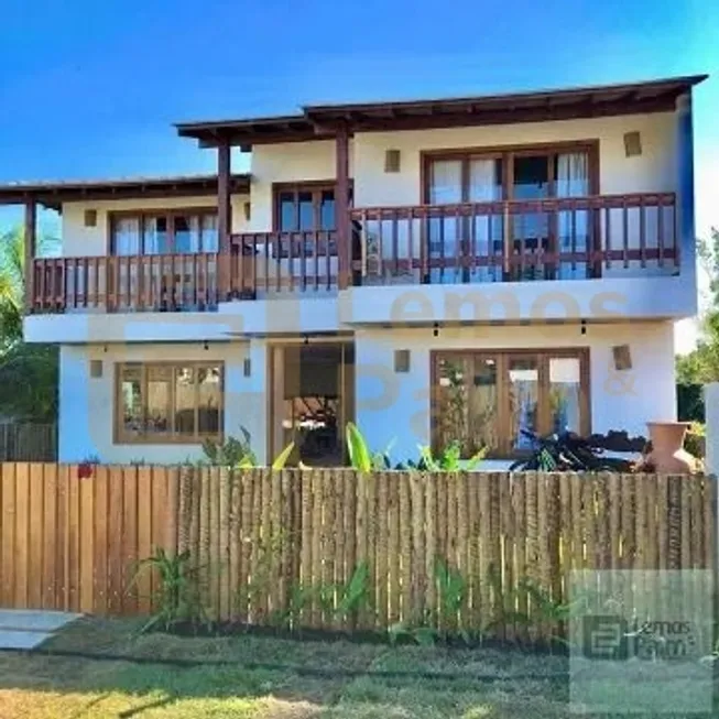 Foto 1 de Casa com 4 Quartos à venda, 650m² em Centro, Porto Seguro