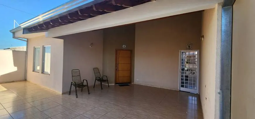 Foto 1 de Casa com 3 Quartos à venda, 104m² em Bela Vista, Gaspar