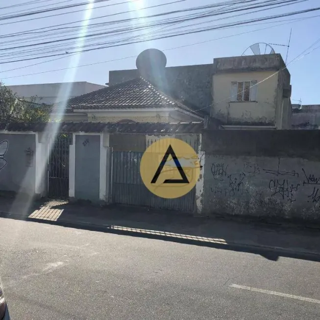 Foto 1 de Lote/Terreno à venda, 780m² em Centro, Macaé