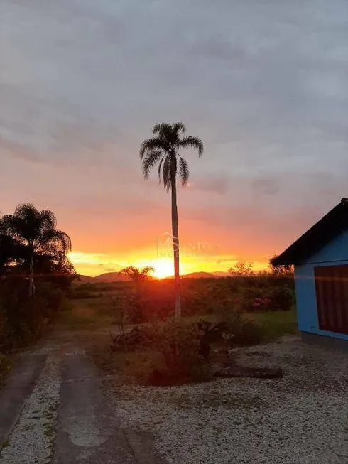 Foto 1 de Fazenda/Sítio com 4 Quartos à venda, 200m² em Vargem Pequena, Florianópolis