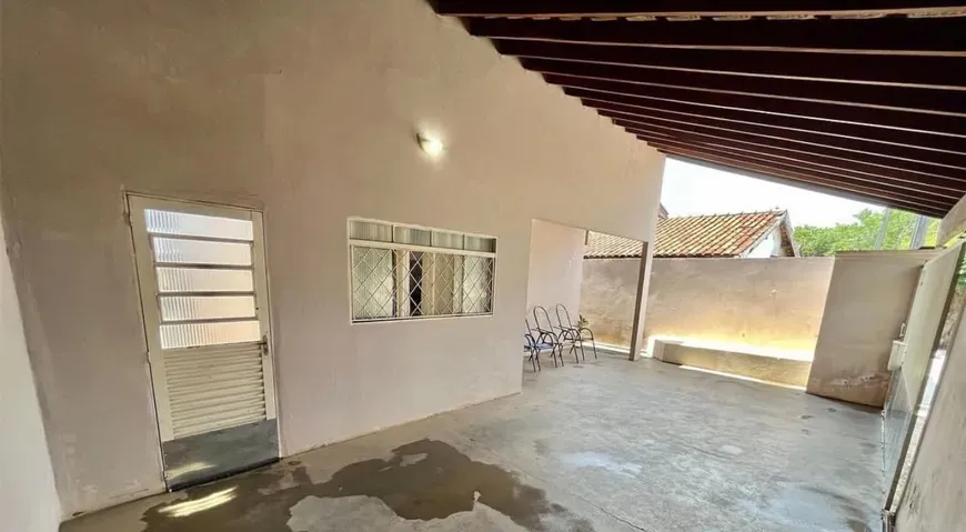 Foto 1 de Casa com 2 Quartos à venda, 70m² em Jose de Anchieta, Serra