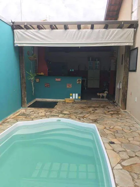 Foto 1 de Casa com 3 Quartos à venda, 300m² em Parque Hongaro, Sumaré