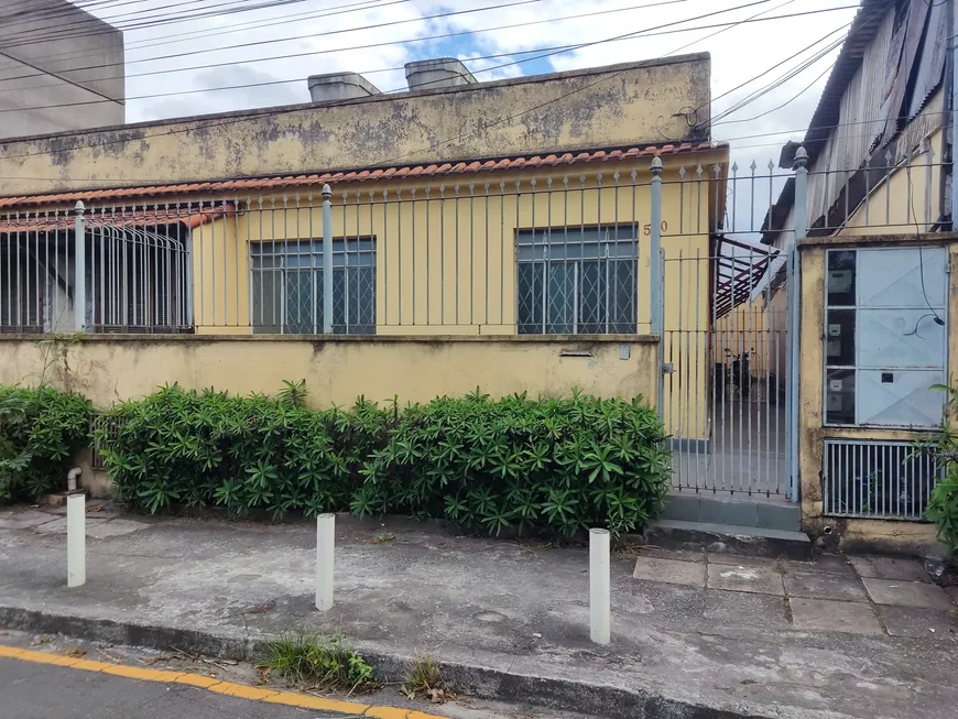 Foto 1 de Casa com 2 Quartos para alugar, 60m² em Niterói, Volta Redonda