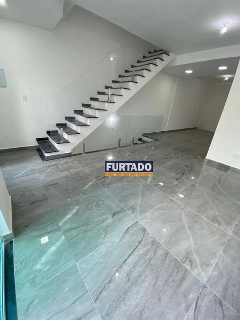 Foto 1 de Sobrado com 3 Quartos à venda, 144m² em Vila Guarani, Santo André