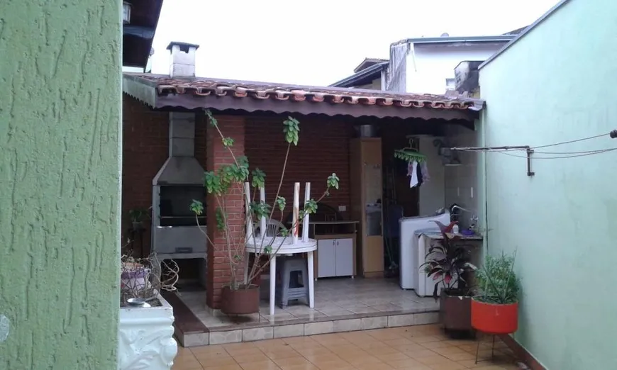 Foto 1 de Casa com 3 Quartos à venda, 257m² em Jardim Benintendi, Franco da Rocha
