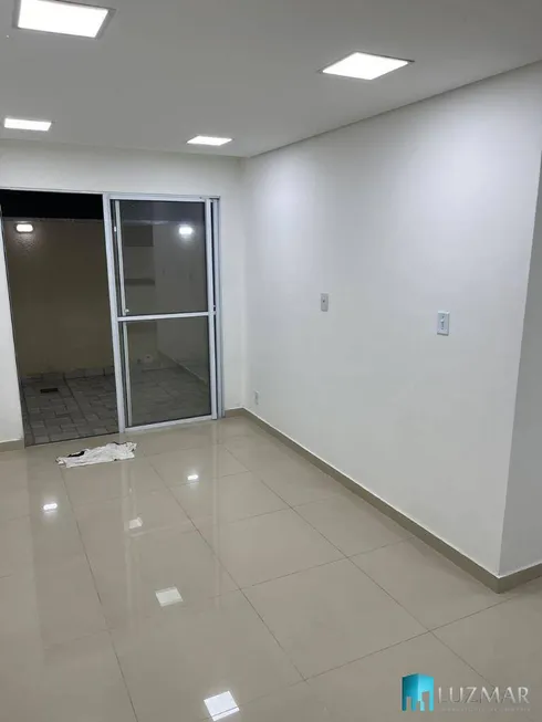 Foto 1 de Apartamento com 2 Quartos à venda, 42m² em Jardim Umarizal, São Paulo