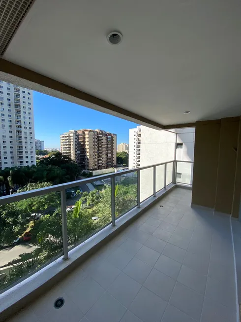 Foto 1 de Apartamento com 2 Quartos à venda, 62m² em Recreio Dos Bandeirantes, Rio de Janeiro