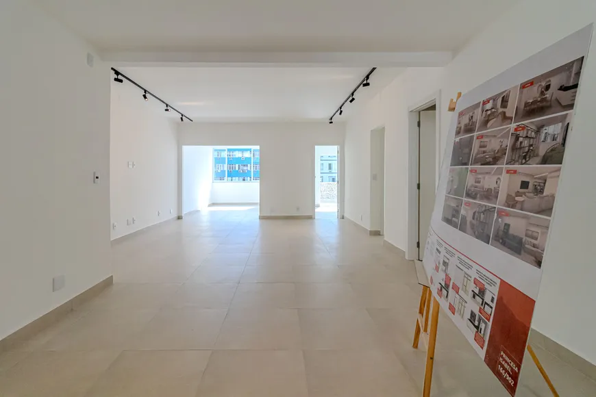 Foto 1 de Apartamento com 3 Quartos à venda, 135m² em Copacabana, Rio de Janeiro