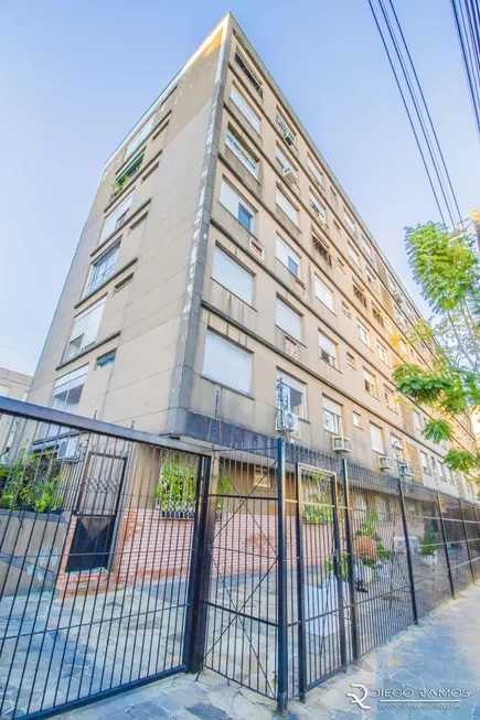 Foto 1 de Apartamento com 3 Quartos à venda, 76m² em Menino Deus, Porto Alegre