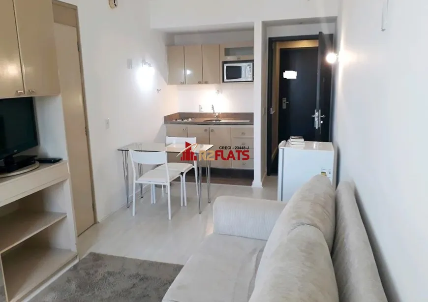 Foto 1 de Flat com 1 Quarto para alugar, 45m² em Itaim Bibi, São Paulo