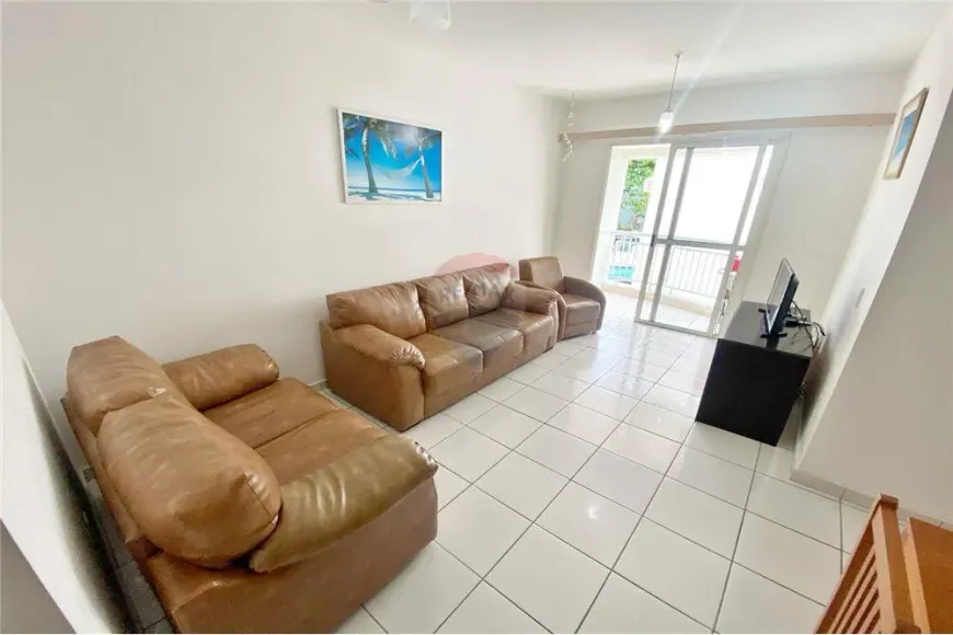 Foto 1 de Apartamento com 2 Quartos à venda, 68m² em Tombo, Guarujá