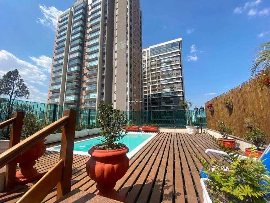 Foto 1 de Cobertura com 3 Quartos para alugar, 242m² em Jardim das Acacias, São Paulo